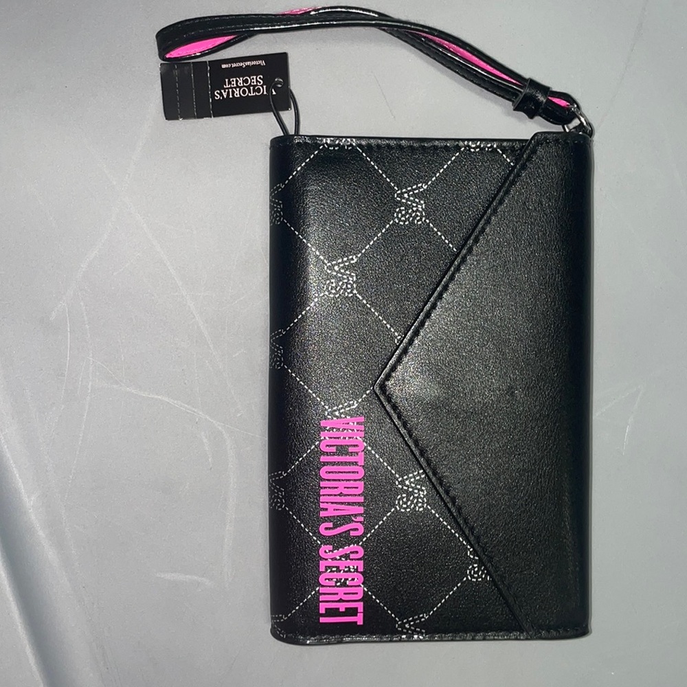 Victoria’s Secret clutch brand new
